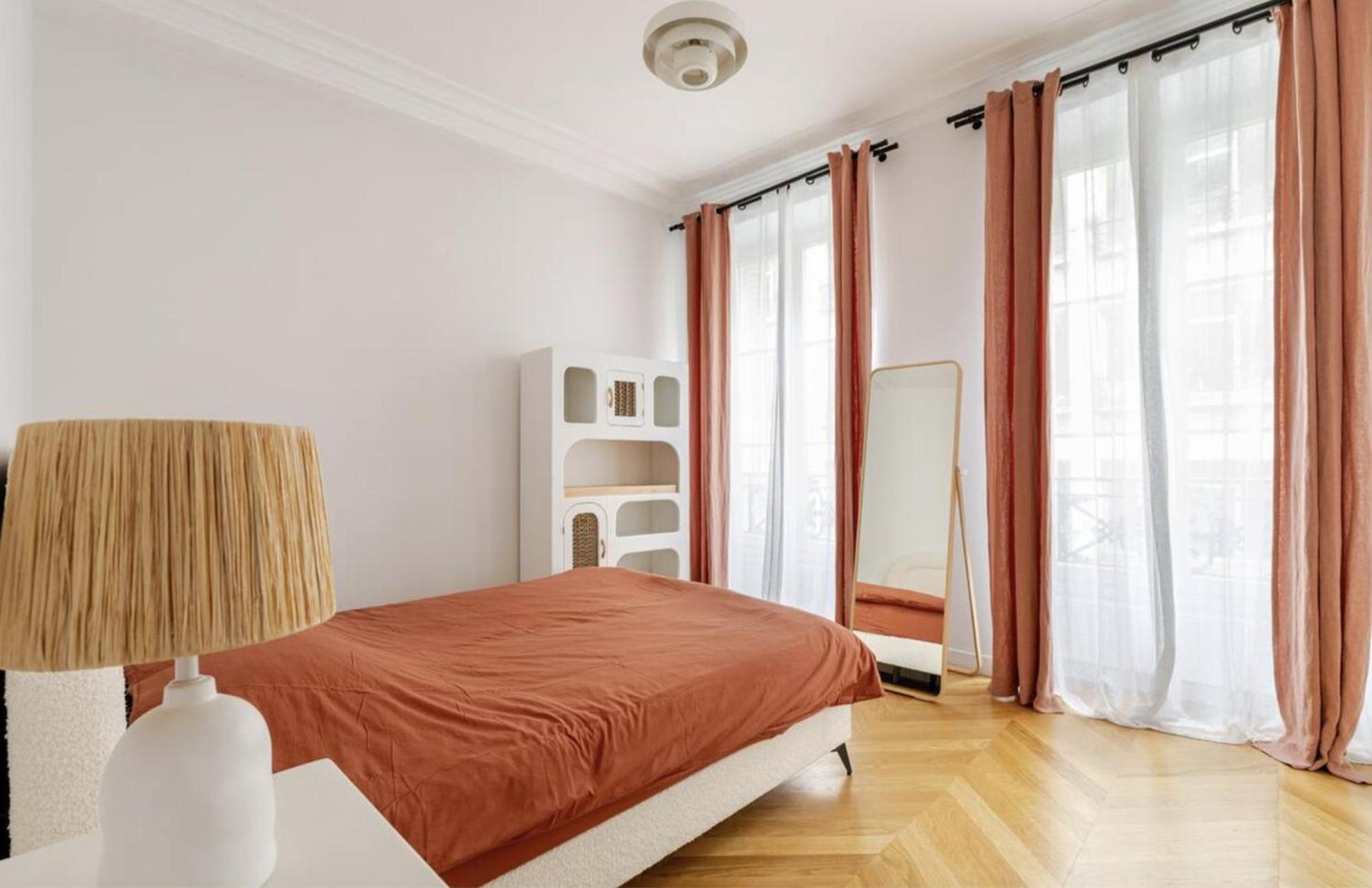 50 M² Lumineux Et Refait A Neuf Apartment
