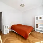 Appartement 50 M² Lumineux Et Refait A Neuf