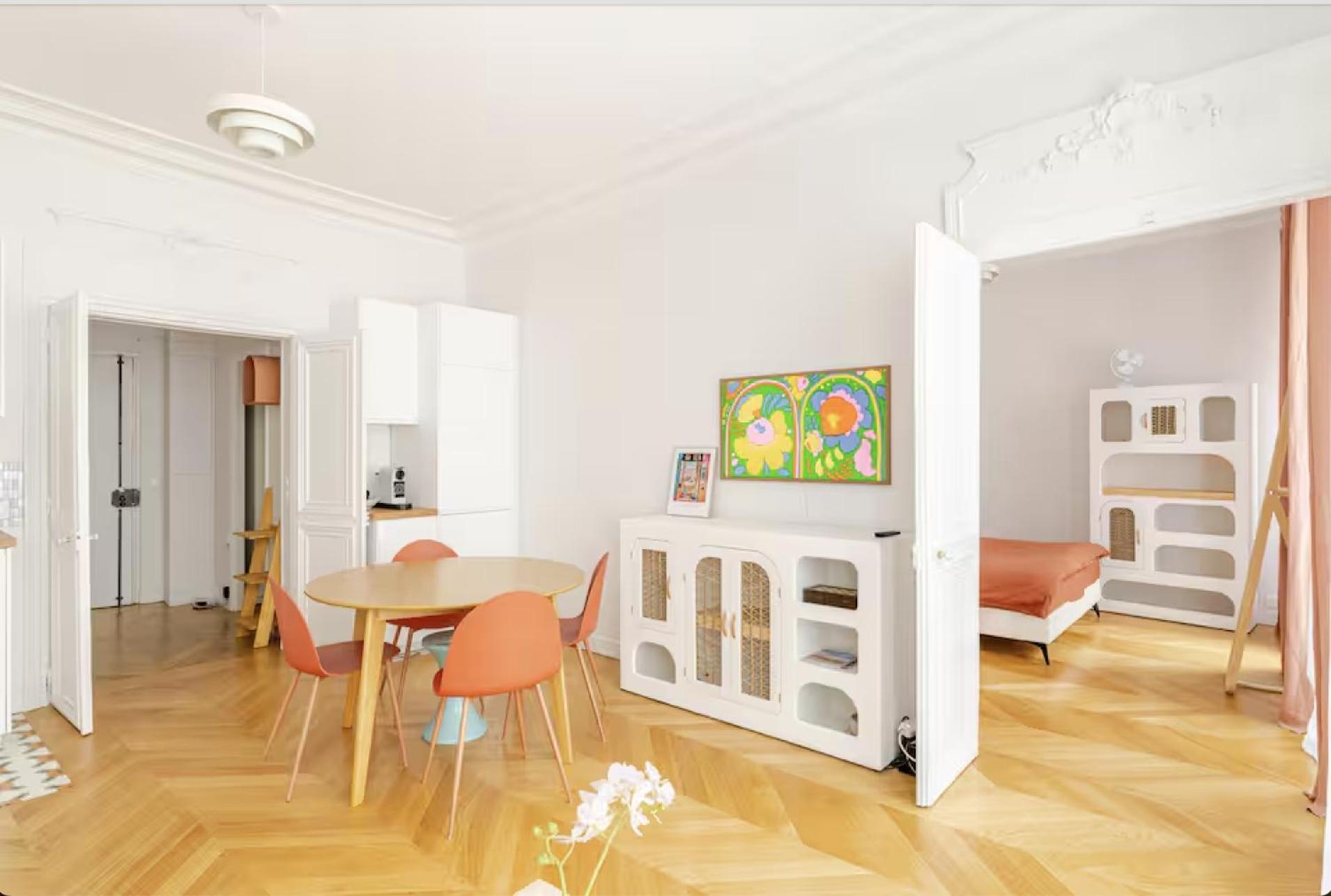 50 M² Lumineux Et Refait A Neuf *